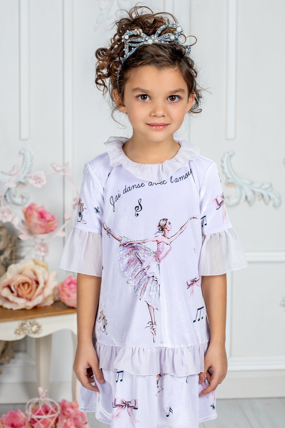 Velvet dress with sequined ballerina print and chiffon sleeves