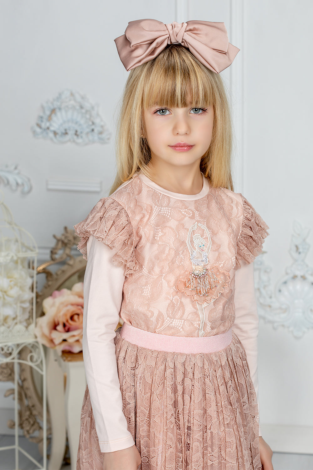 Soft pink lace t-shirt with pleated sleeves and a handmade ballerina embellishment