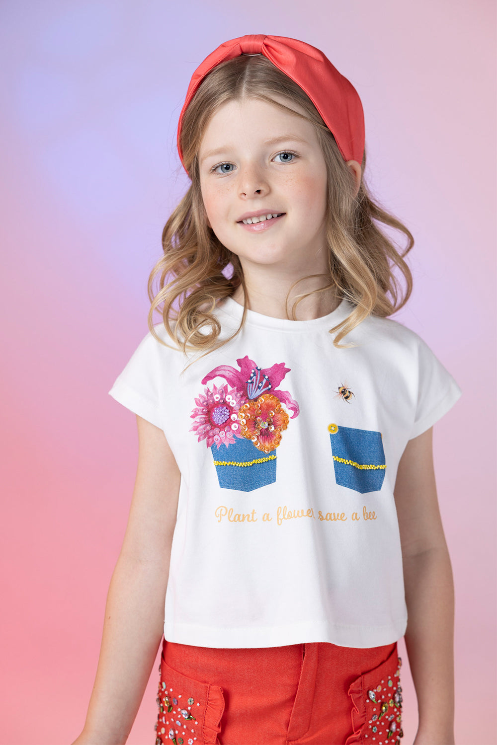 Denim pockets and flowers hand-embellished t-shirt