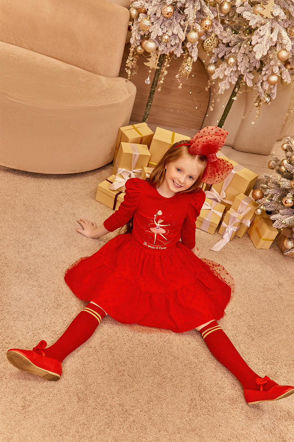 Red tulle skirt with hearts