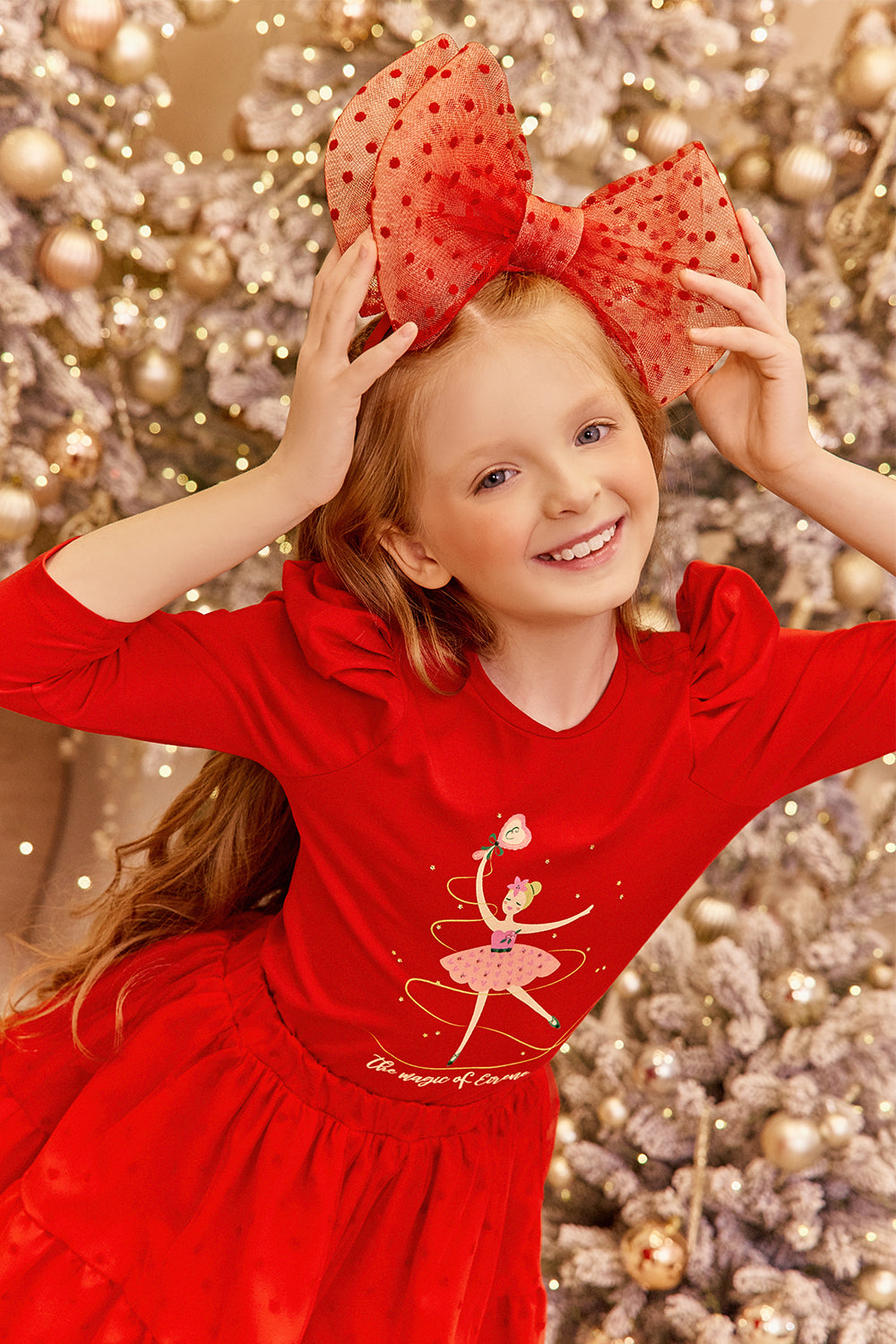 Red Christmas hand-embellished t-shirt with puffed sleeves