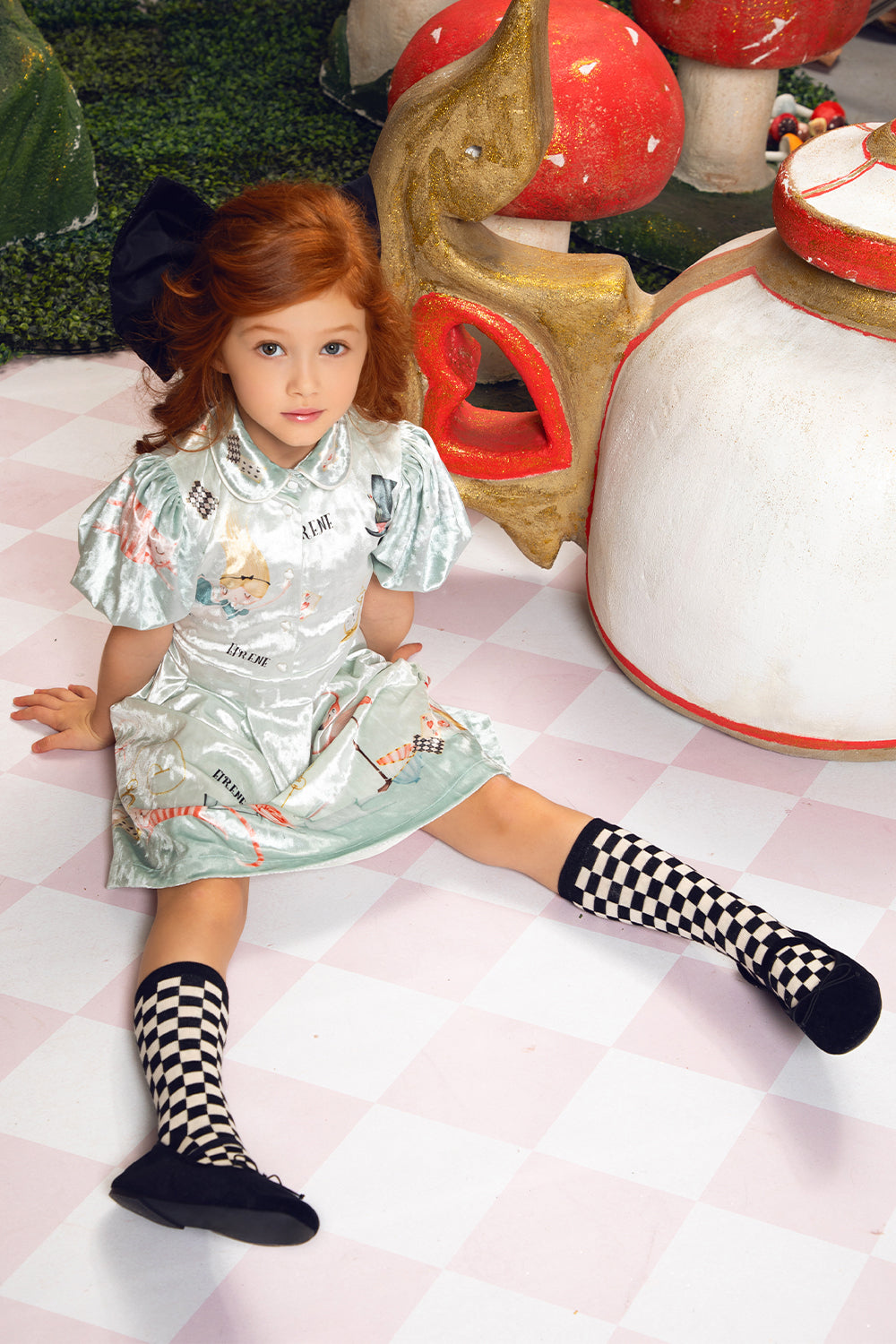 Mint velvet "Alice in Wonderland" dress with collar and puffed sleeves