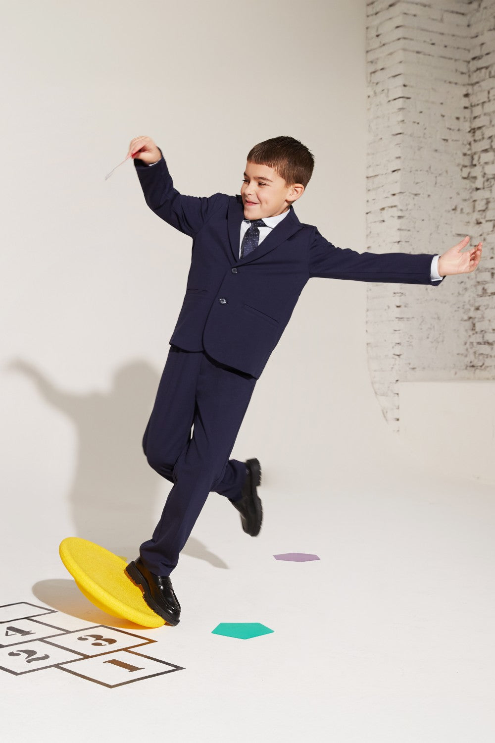 Blue woven punto trousers with elastane for comfortable wear.