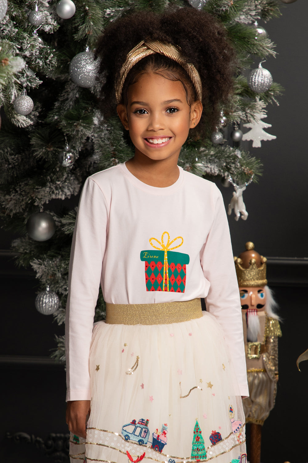 T-shirt with Christmas gift print and crystals