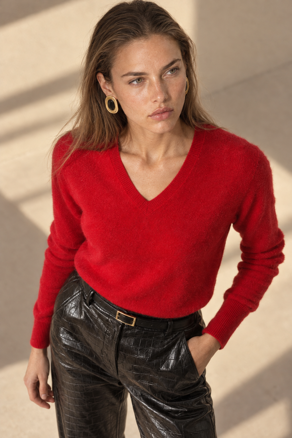 SCARLET GLOW Sweater