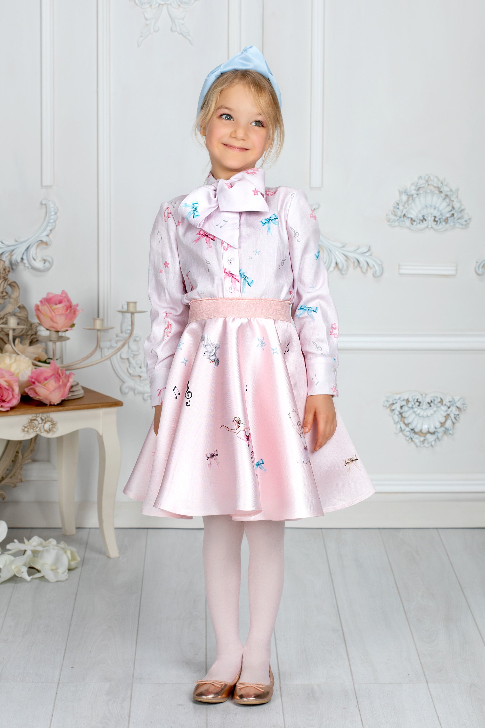 Light pink skirt with ballet print