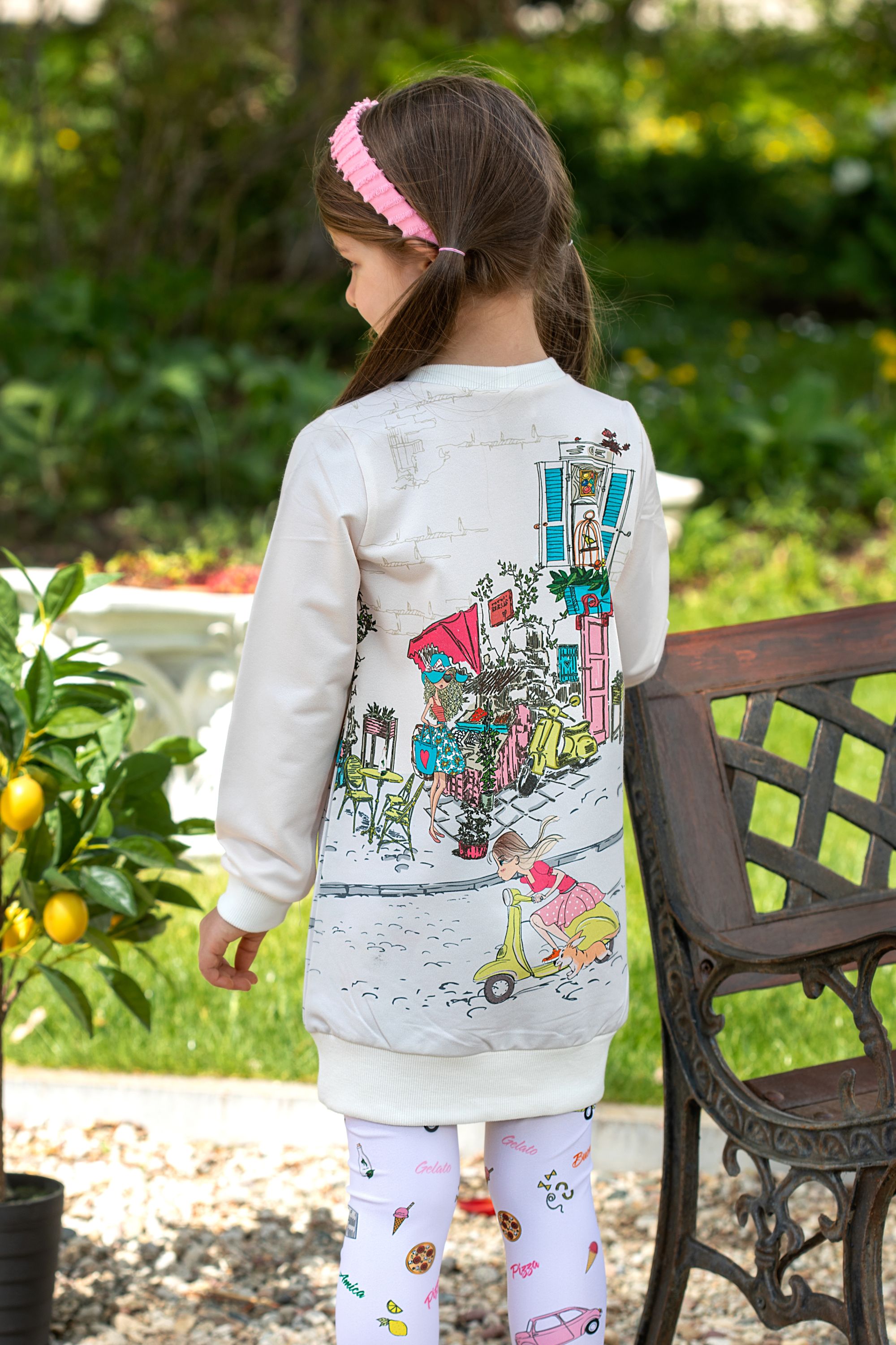 Ivory leggings with Ciao Bella print