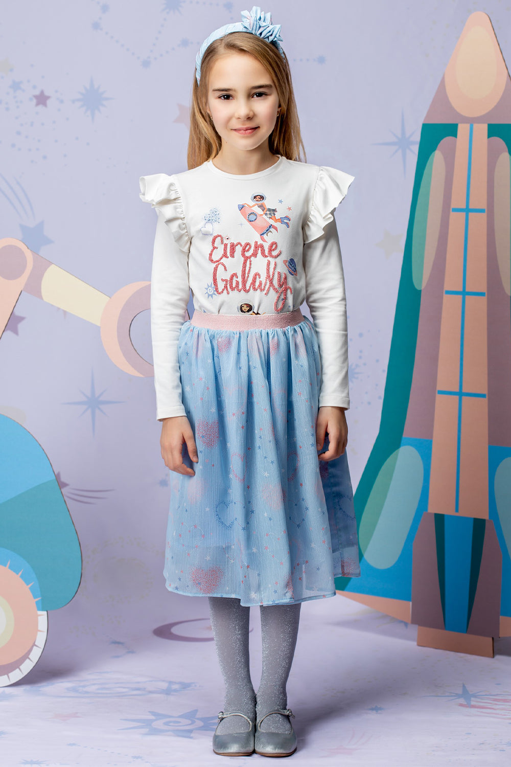 Chiffon space printed blue skirt with an elastic waistband