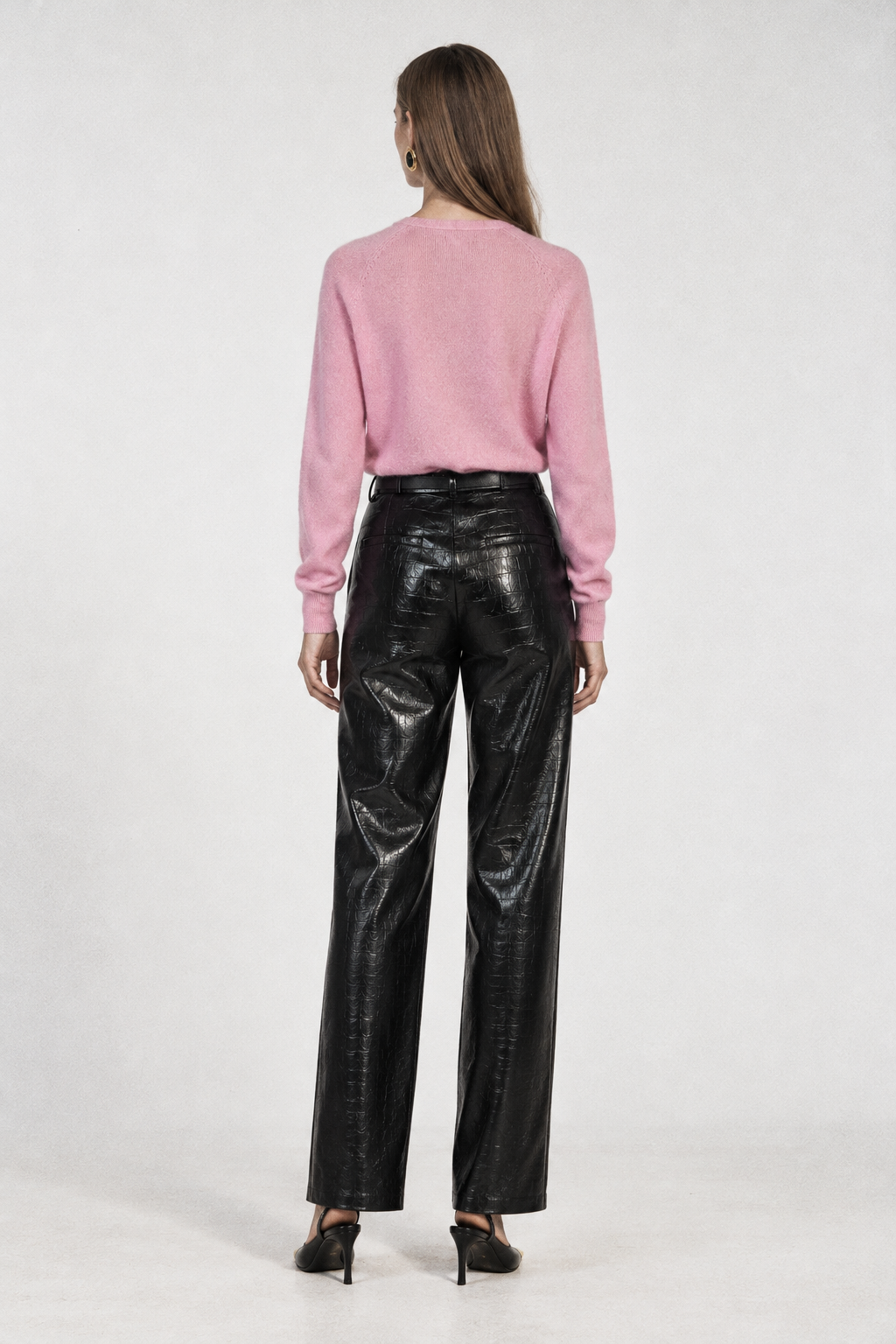ROSE WHISPER Sweater