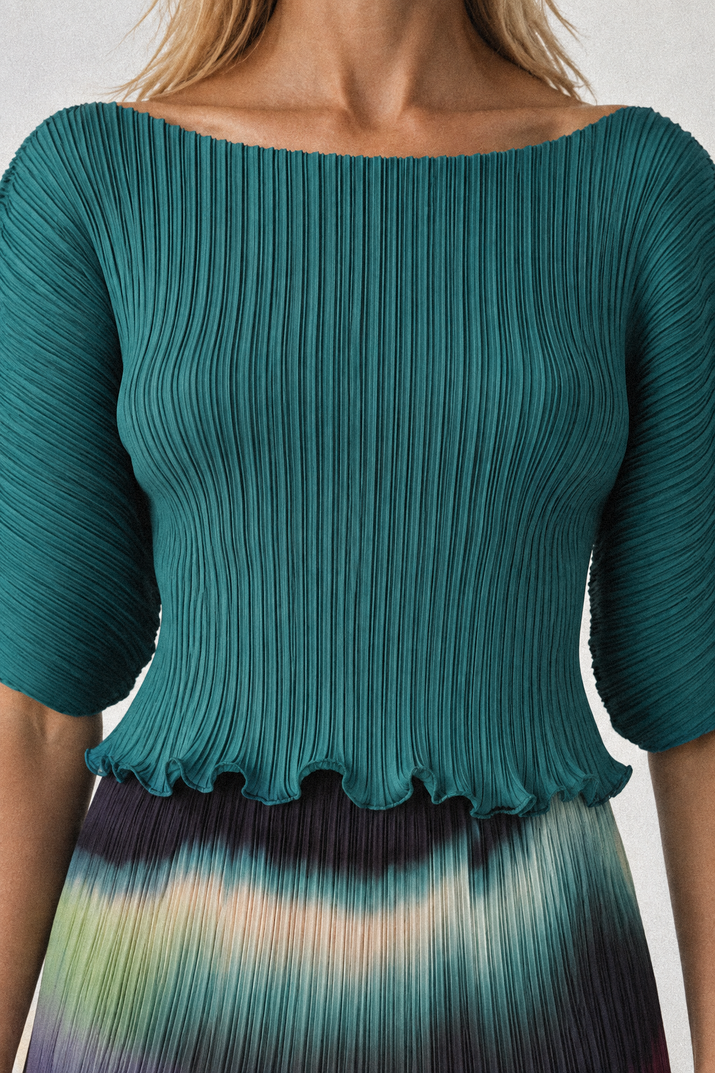 THEA cropped pleated top in deep petrol - close-up