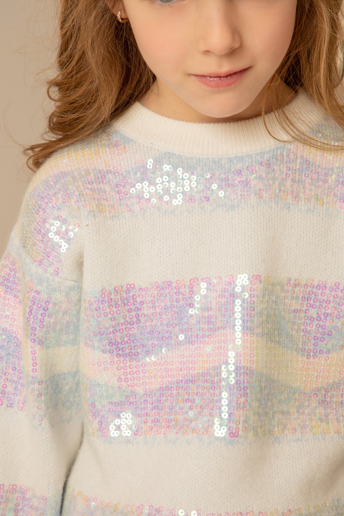 Close view of the iridescent sequin stripes