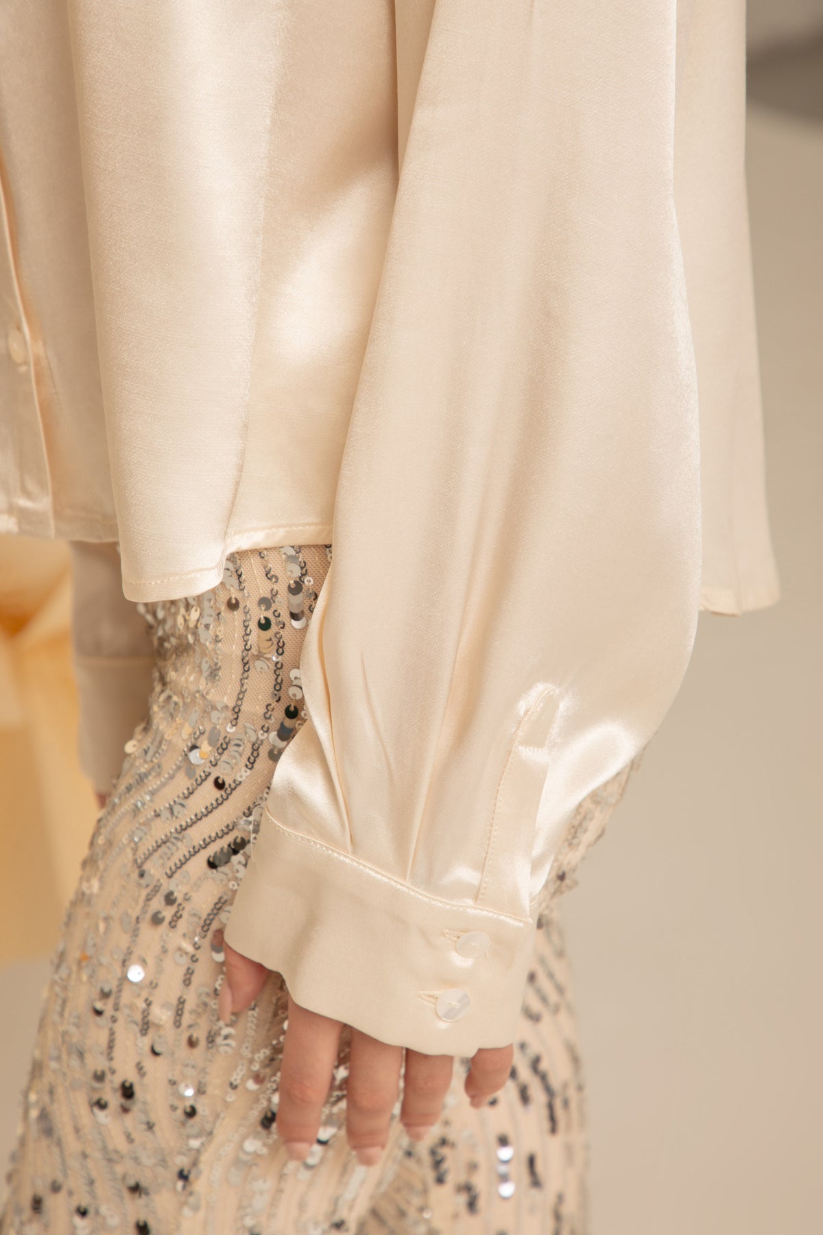 Detail of the sequinned fabric
