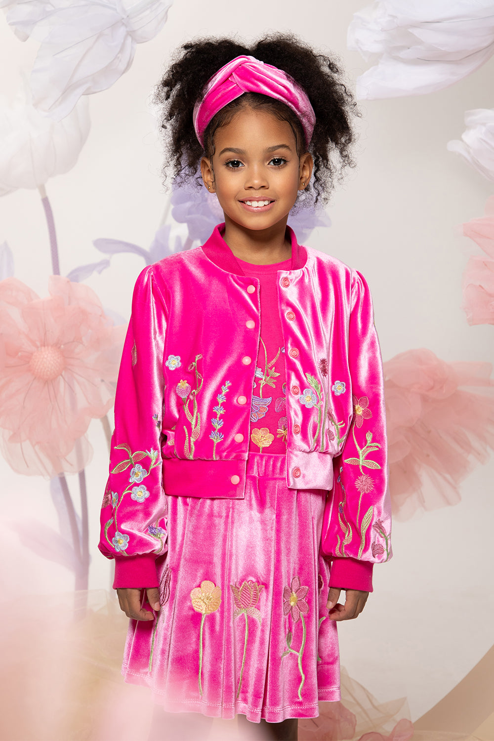 Fuchsia velvet skirt with embroidery