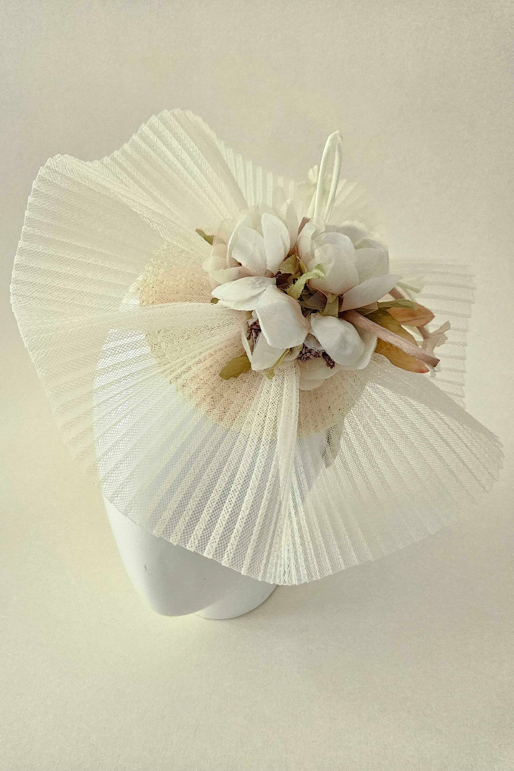 White tulle and headband