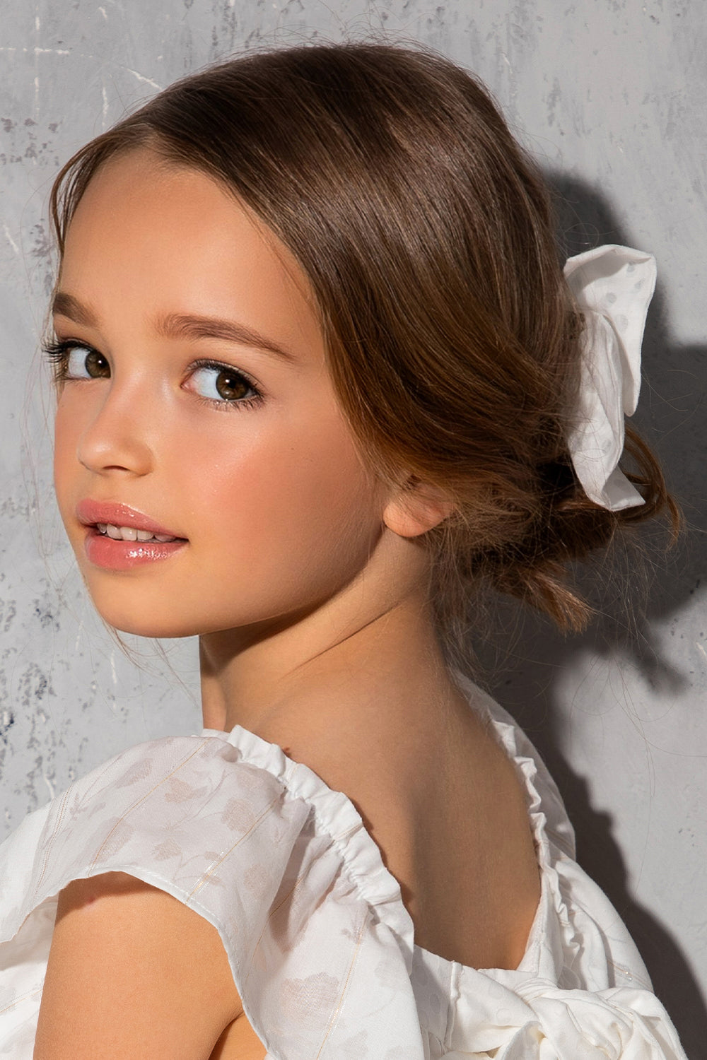 White dotted hairbow