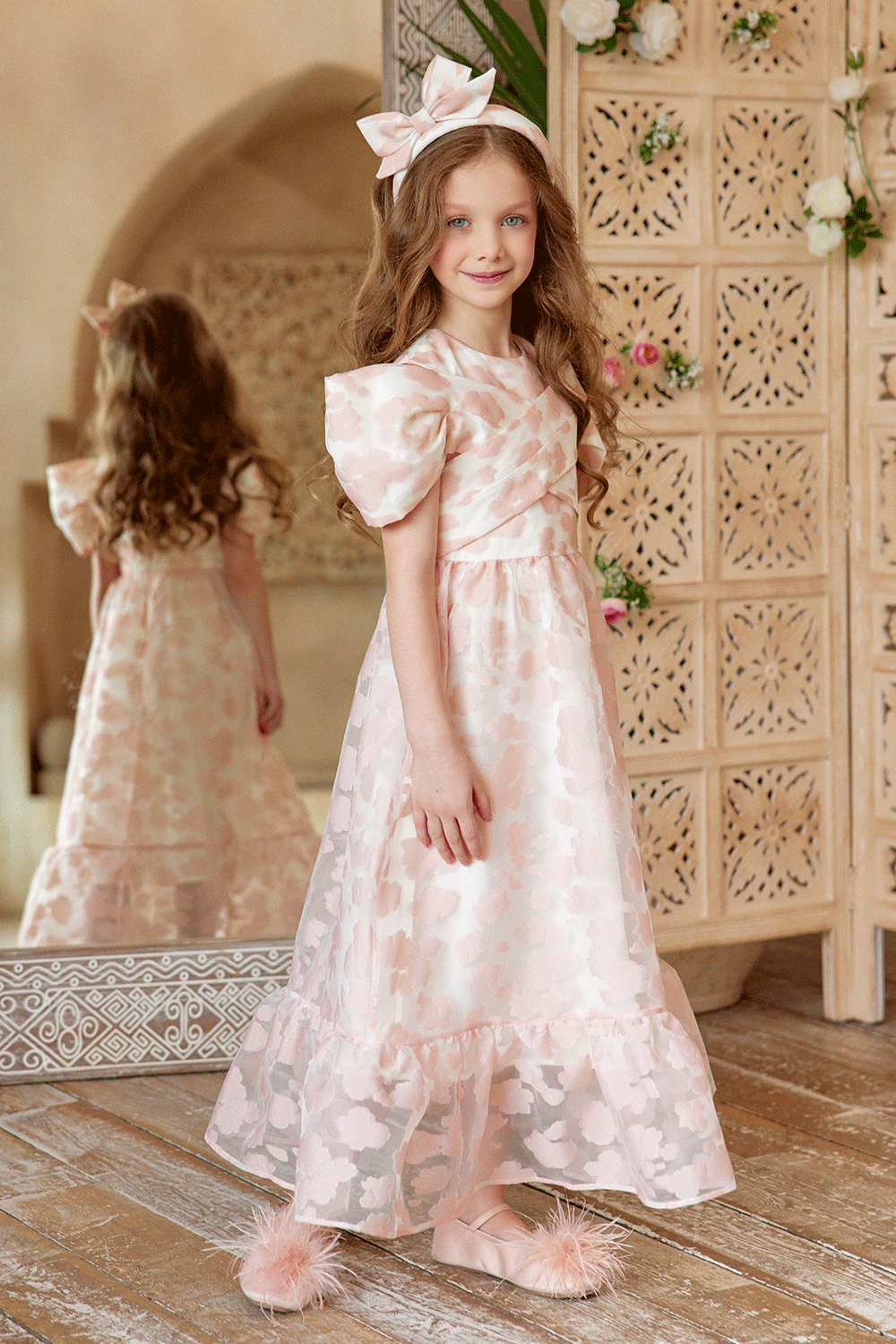 Long blush pink organza dress with puff sleeves and texture