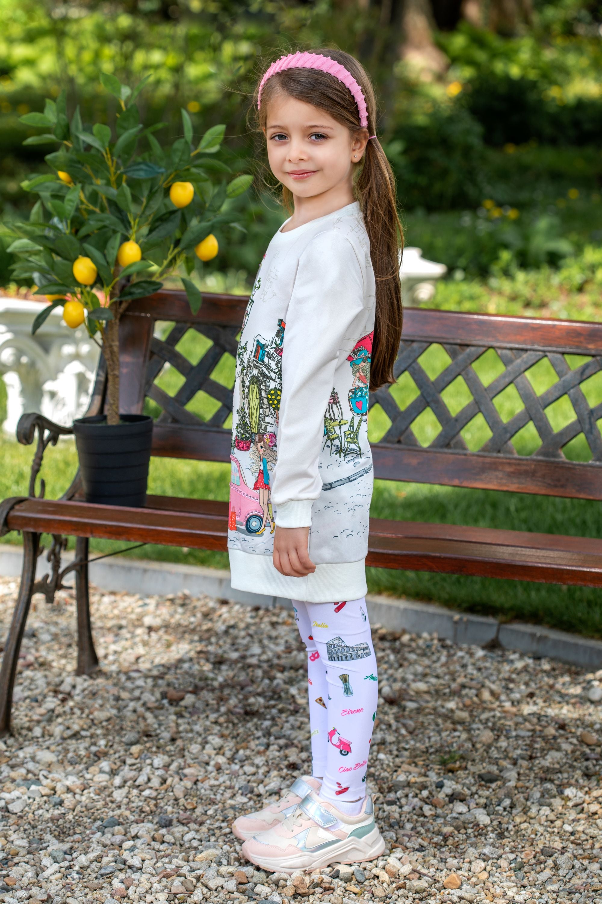 Ivory leggings with Ciao Bella print